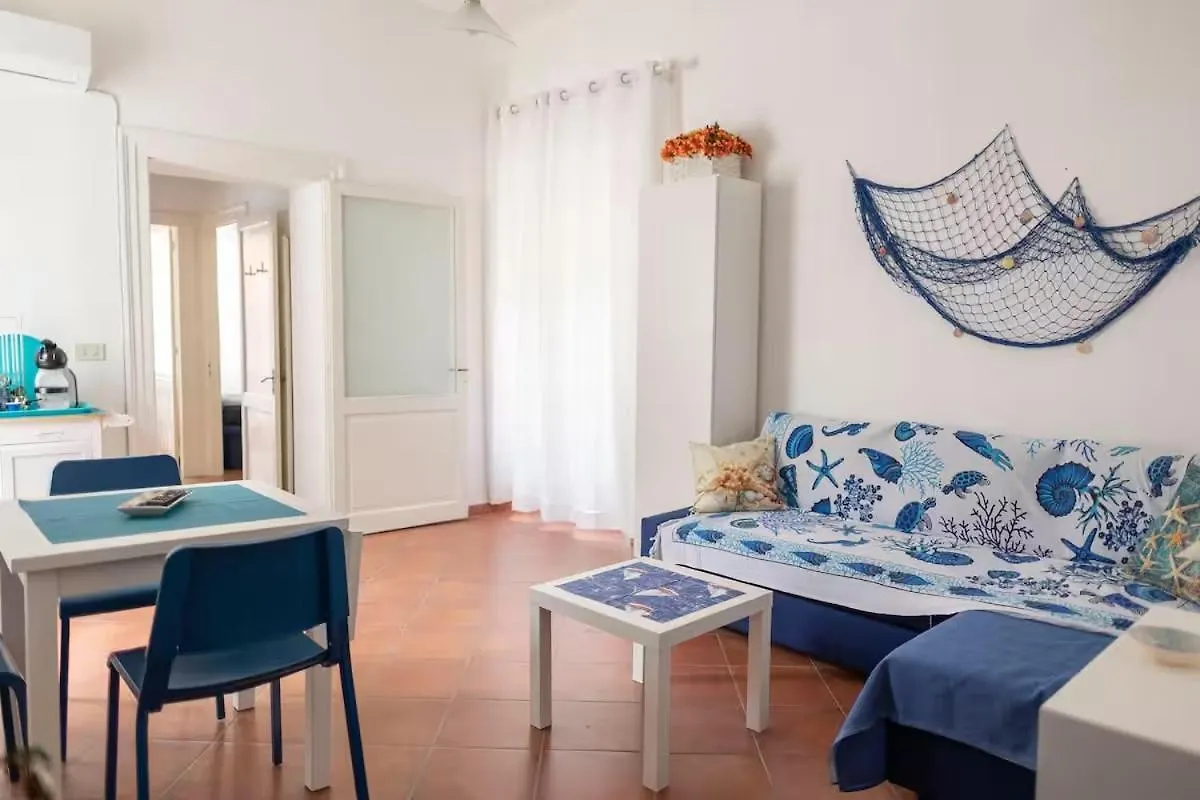 Gin Mare House Bed and Breakfast Cefalù 0*,  Italië